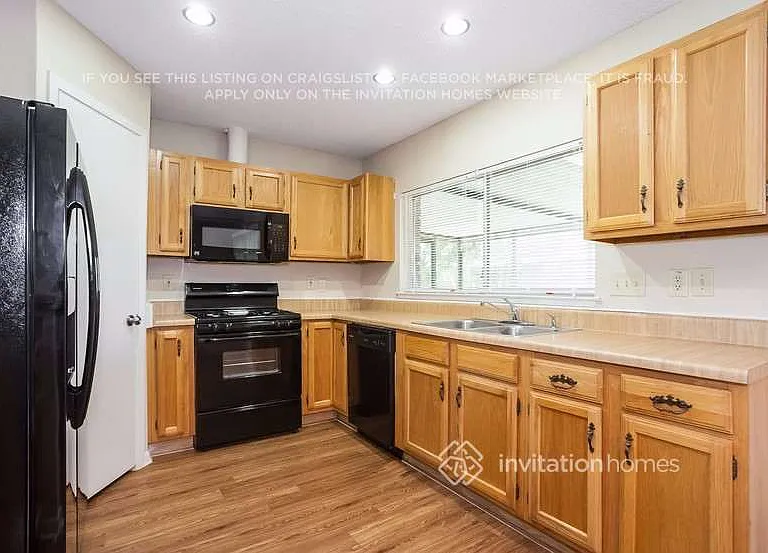 22614 Powell House Ln — Photo 7