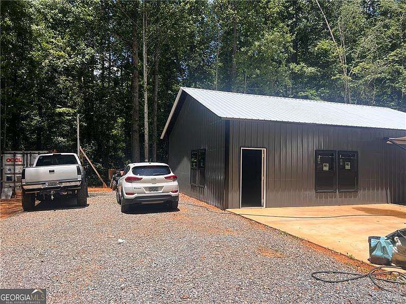 1st image of 3056 Highway 411