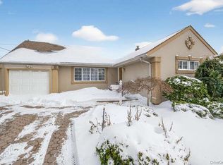 1075 Olympia Rd, North Bellmore, NY 11710