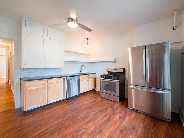 Dover Apartments — Photo 12