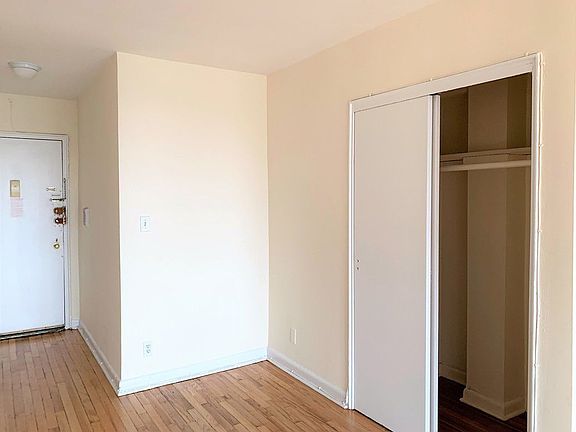 2nd image of 4105 74th St APT 6C