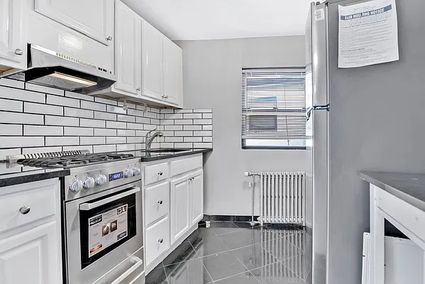 Rented by R New York | media 7