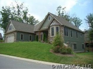23 Ledgestone Dr, Fairview, NC 28730