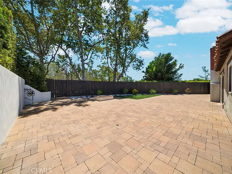 24122 Oro Grande Ln — Photo 28
