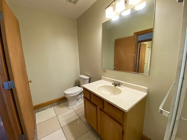 4219 S Union Ave #3 — Photo 10