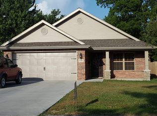 1303 S Jefferson St, Webb City, MO 64870