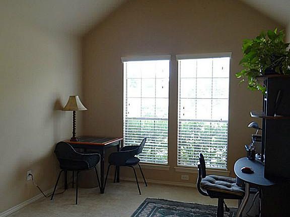 Formal living which can also be used as a study.