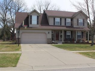10071 Heatherway Dr, Pinckney, MI 48169