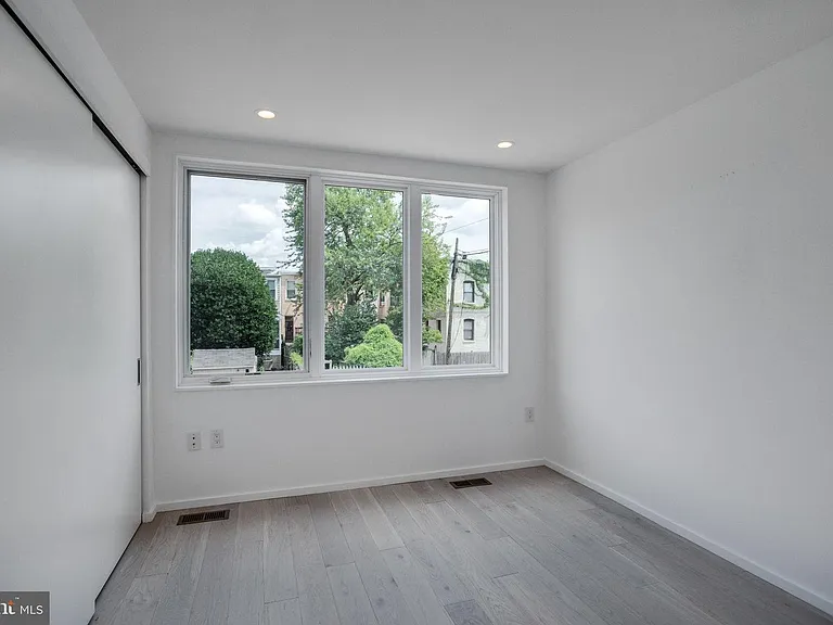 467 Duvall Ct SE — Photo 30