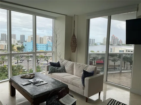 18201 Collins Ave APT 901A, Sunny Isles Beach, FL 33160