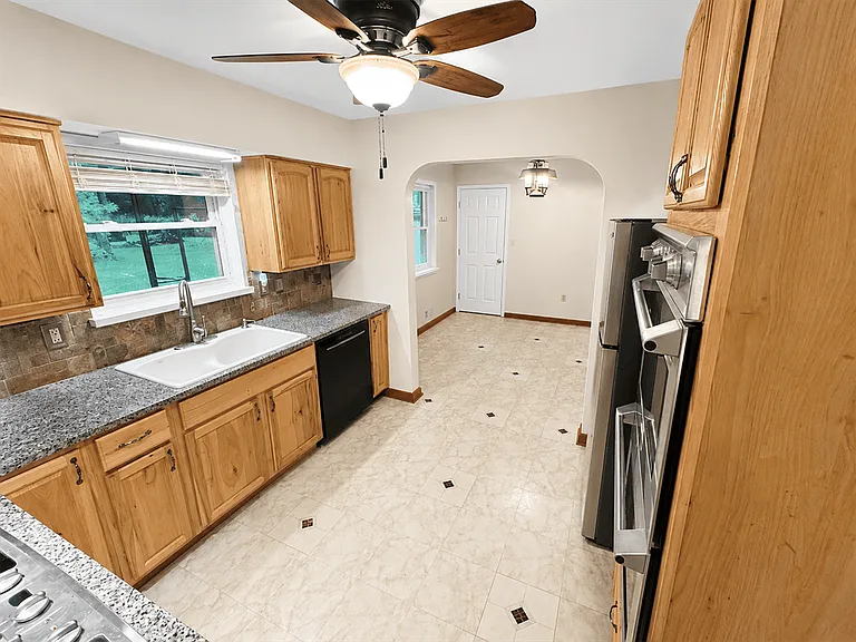 8944 Bunnell Hill Rd — Photo 6