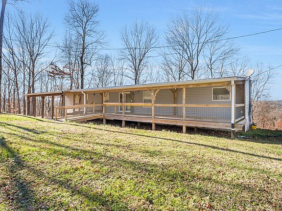 2nd image of 309 River Bluff Rd