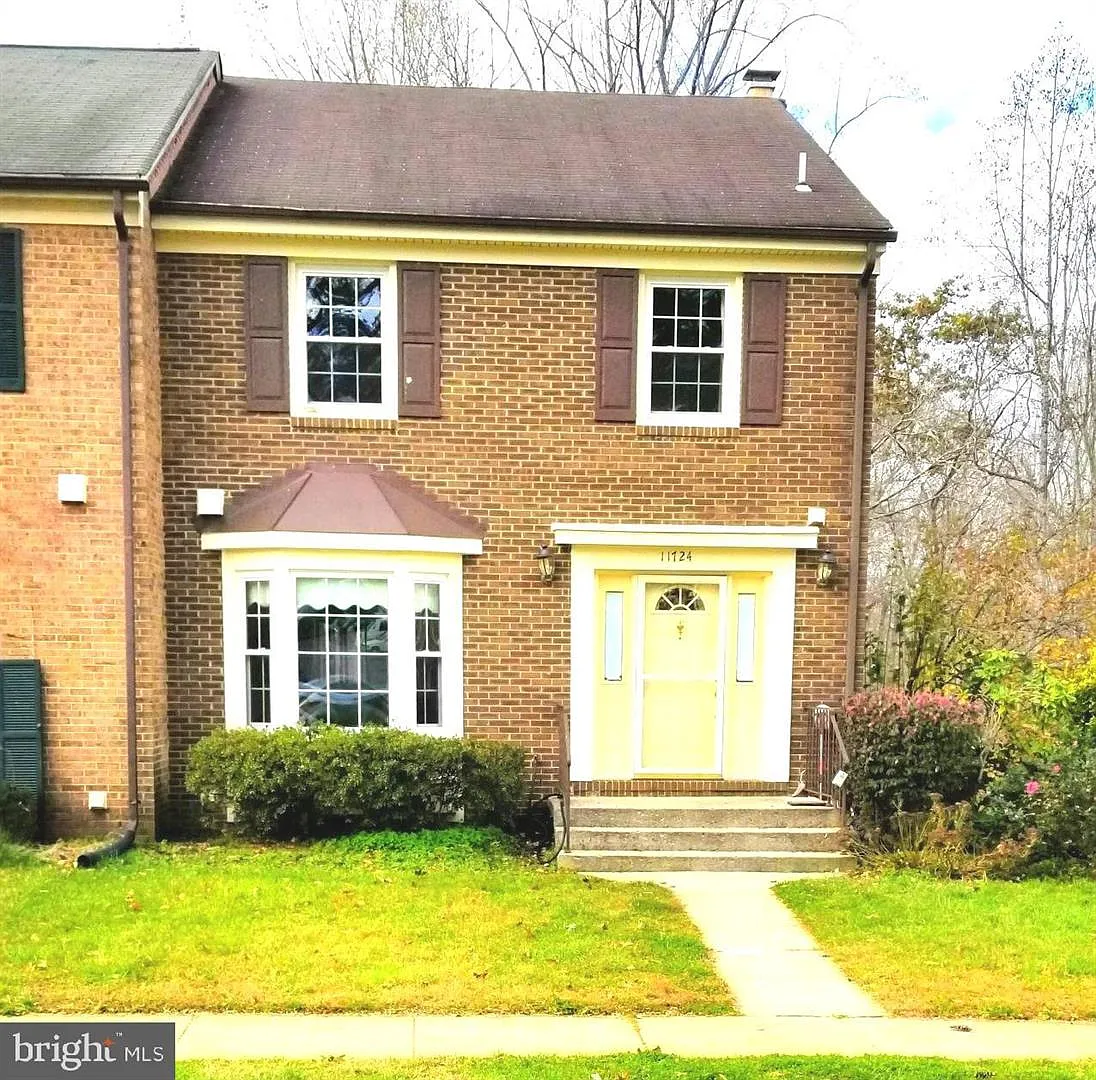 3 bed, 3.5 bath, 1812 sqft, $2,800 — Photo 1