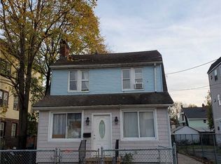 22 Burr Ave, Hempstead, NY 11550