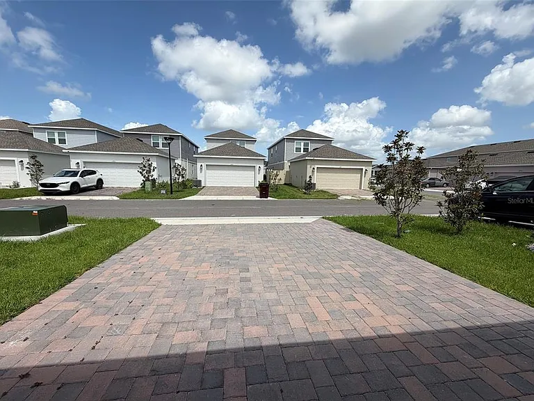 1944 Tohoqua Blvd — Photo 14
