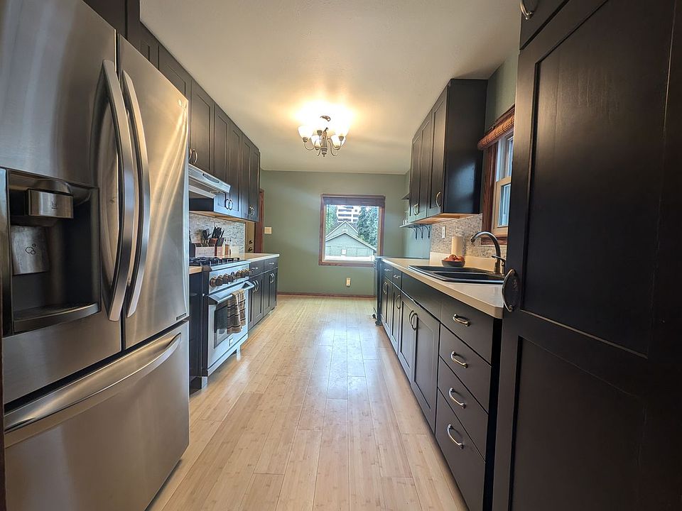 1st image of 1741 Burwell St