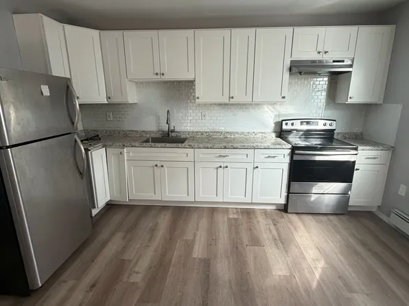 437 7th Ave #2, Newark, NJ 07107