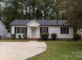 1327 Hidden Valley Dr, Concord, NC 28027