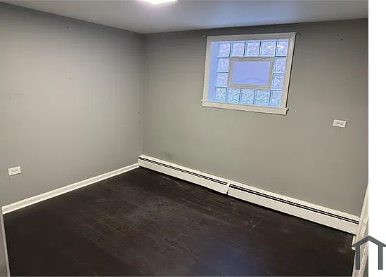 2 bed, 1200 sqft, $1,600 — Photo 3