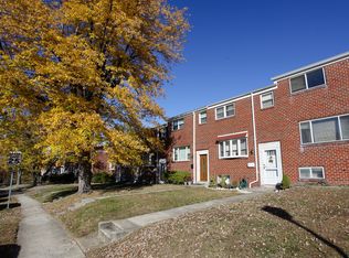 1040 Circle Dr, Halethorpe, MD 21227