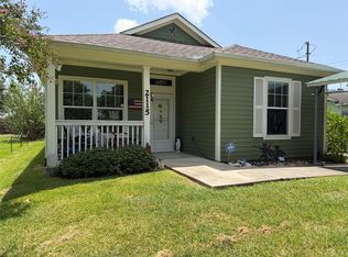 2115 11th Ave N, Texas City, TX 77590