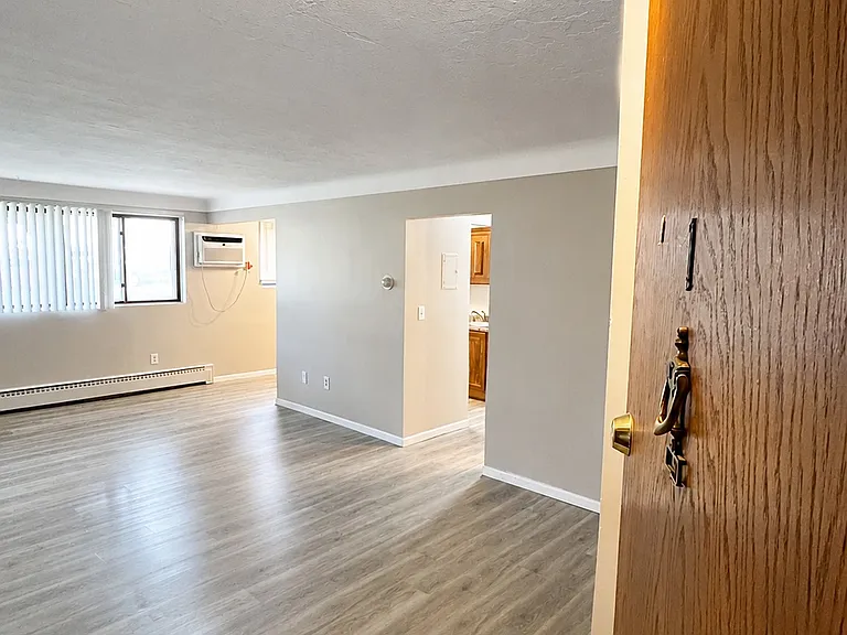 1630 Marion St #1 — Photo 2