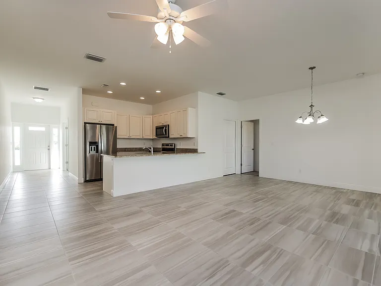 2329 NW 36th Ave — Photo 5