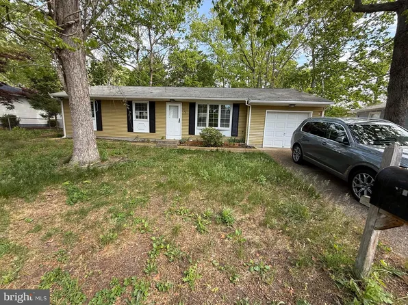 242 Curtin Ave, Browns Mills, NJ 08015