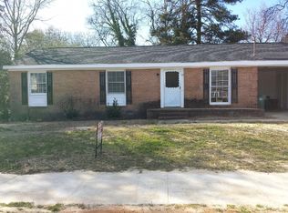 810 Glensford Dr, Fayetteville, NC 28314