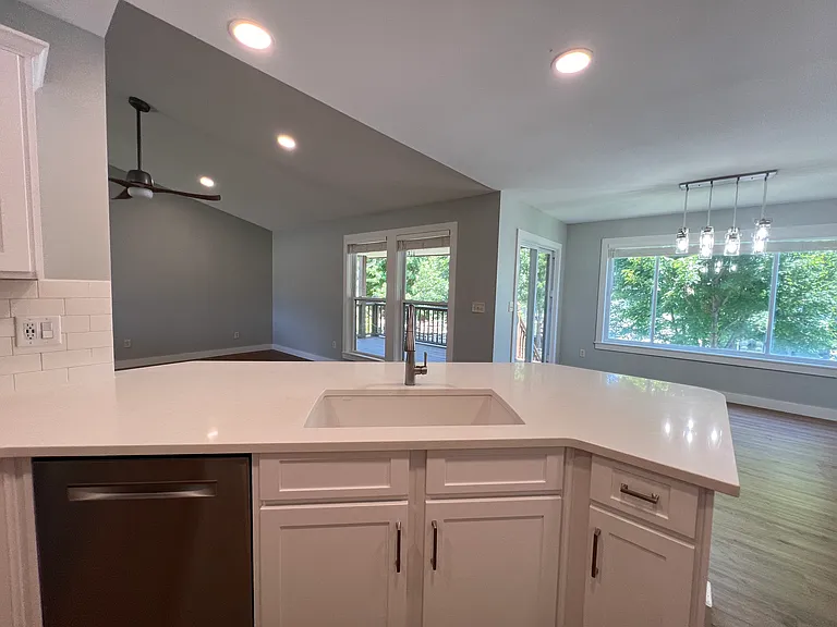 2213 E Myrtlewood Ct — Photo 87