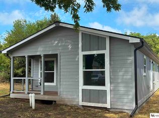 2436 Larimore Ave, Omaha, NE 68111