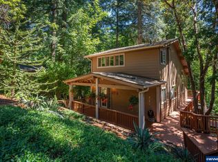 910 NW Carpathian Dr, Corvallis, OR 97330