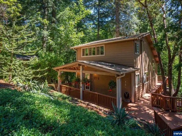 910 NW Carpathian Dr, Corvallis, OR 97330