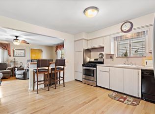 133 Shippen St, Weehawken, NJ 07086