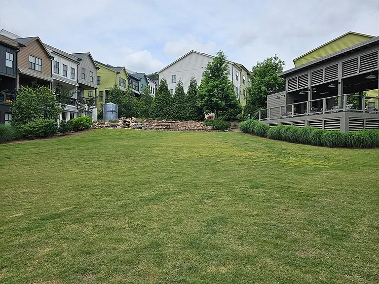 732 Perch Pl — Photo 23