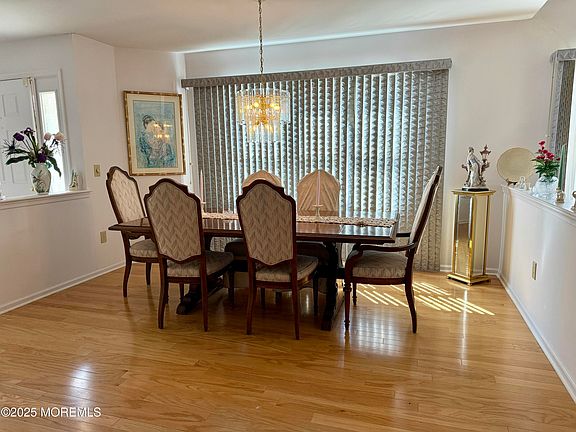 5th image of 2270 S Chanticleer Court