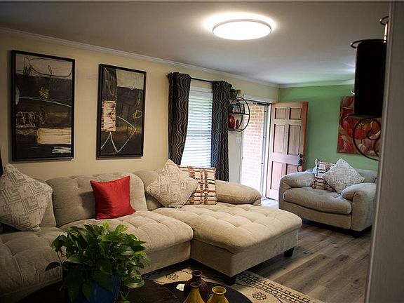 5th image of 2586 Brandon Rd