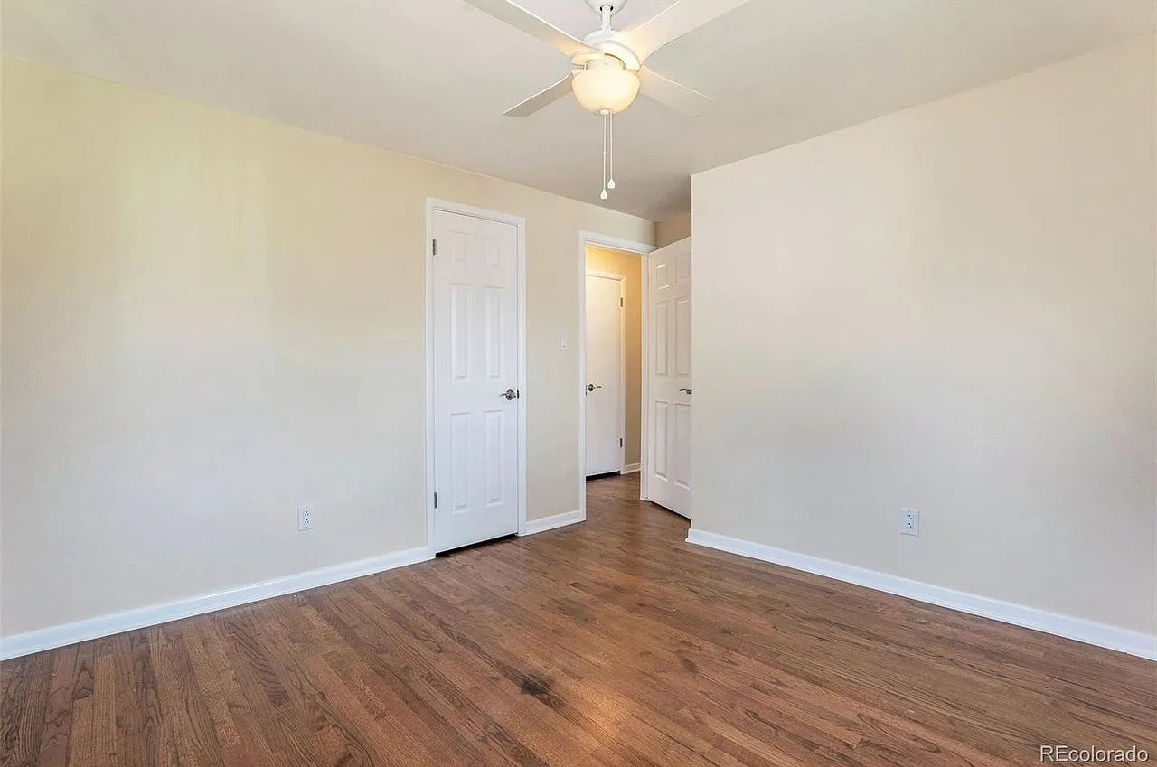 5 bed, 2.5 bath, 2184 sqft, $750 — Photo 2