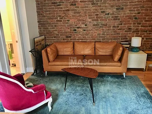 Rented by Mason Group LLC | media 4