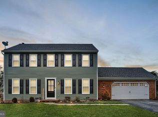 1317 Crownvetch Dr, Landisville, PA