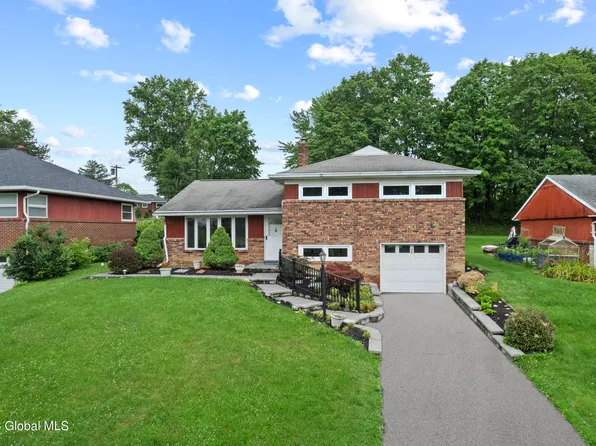 10 Marwood Street, Albany, NY 12209