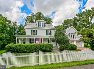 9330 Old Burke Lake Rd, Burke, VA 22015