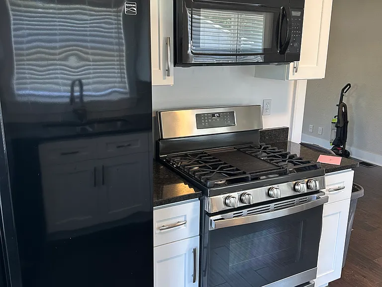 1326 W Marlene Ave — Photo 17