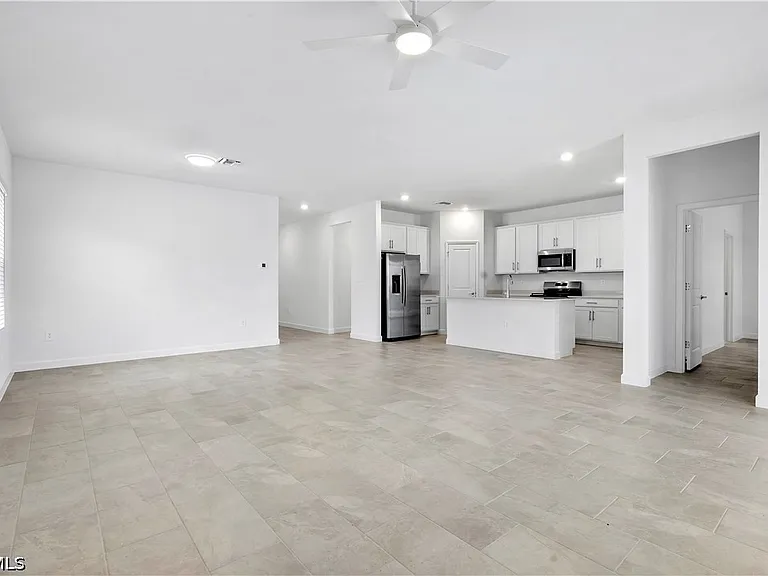 14735 Bluewater Rd — Photo 15