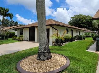 6060 Baywood Ln, Greenacres, FL 33463
