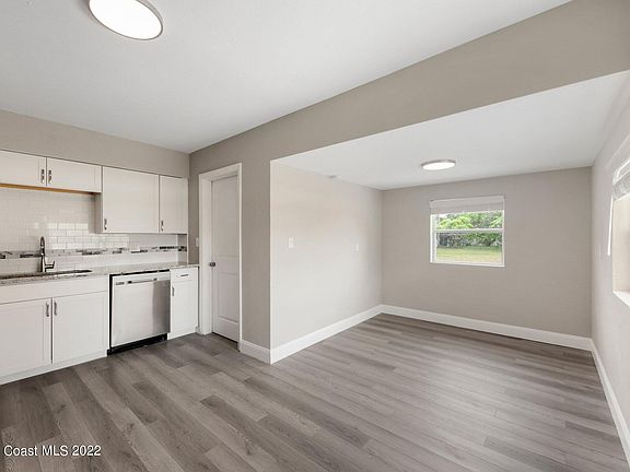 5th image of 502 Stanley Ave