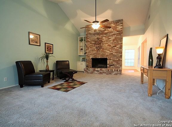 5th image of 3605 HIDDEN DR #B6