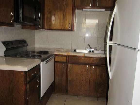 4th image of 1201 NW 62nd St APT C
