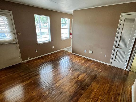 4th image of 519 Simpson Ave #11272787