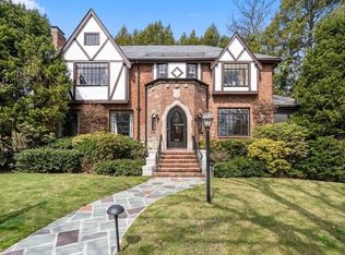 62 Fellsmere Rd, Newton, MA 02459